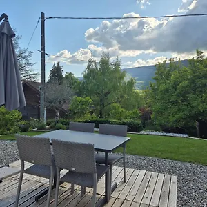 Hébergement de vacances Au Fond Du Village, Bassy